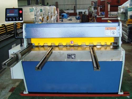 退磁机厂家的机加剪板机